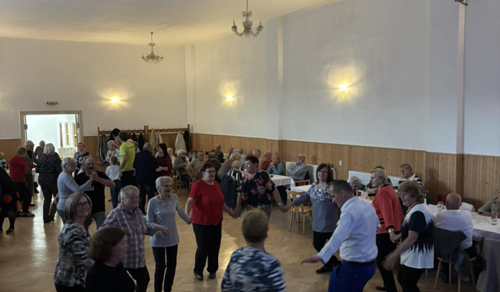 Október mesiac úcty k starším - spoločné posedenie seniorov obcí Ľuboreč, Lehôtka, Lupoč, Mašková